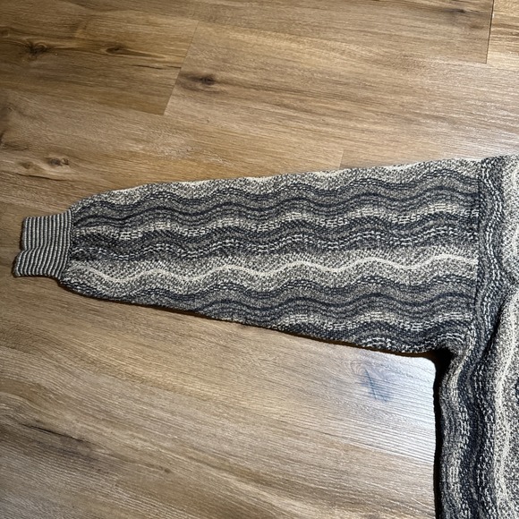Vintage Tricots St Raphael MEDIUM Wool Blend Pullover Sweater Wavy Coogi Style M - Picture 3 of 16